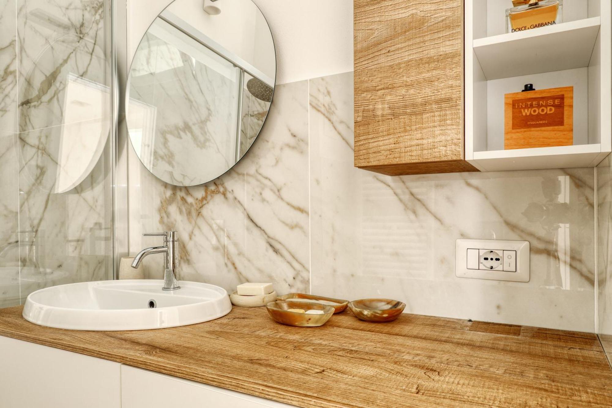 Cozy Flat In Station - 4 Pax Appartamento Milano